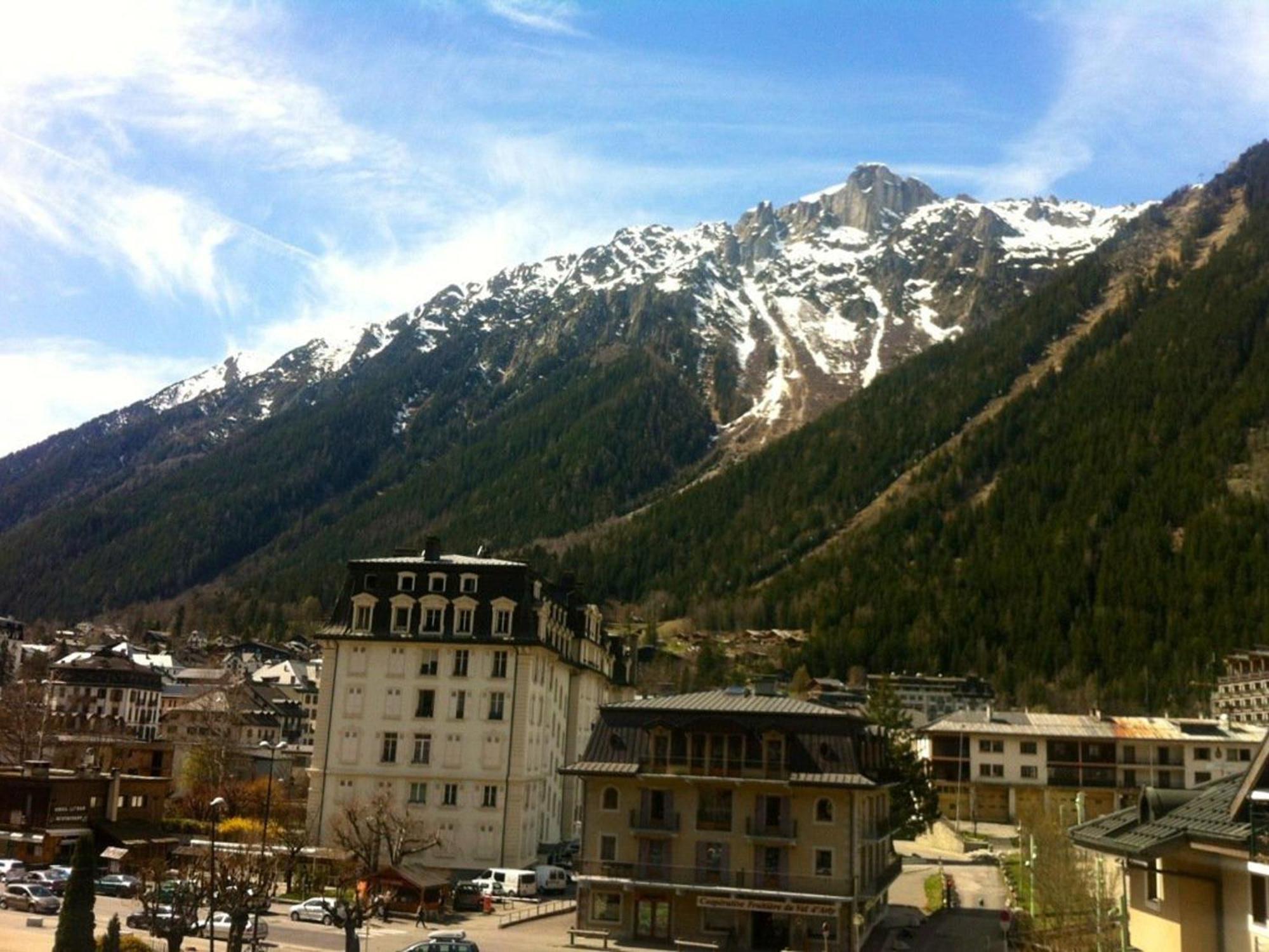 2 Pieces Au Centre Avec Terrasse Et Garage A - Fr-1-517-41 Apartment Chamonix
